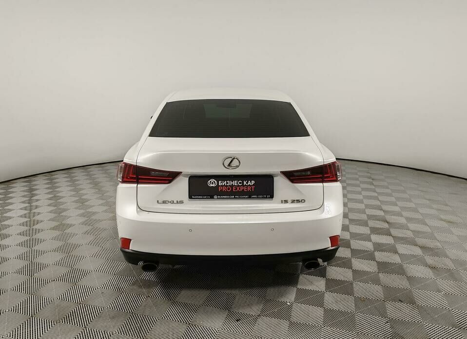 Lexus IS 250 2.5 AT (208 л.с.)