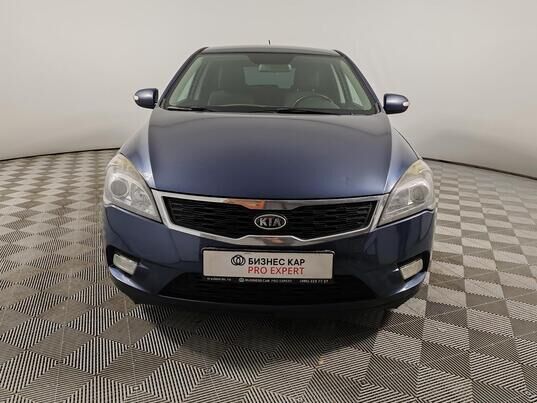 Kia Ceed, 2010&nbsp;г., 208&nbsp;352&nbsp;км