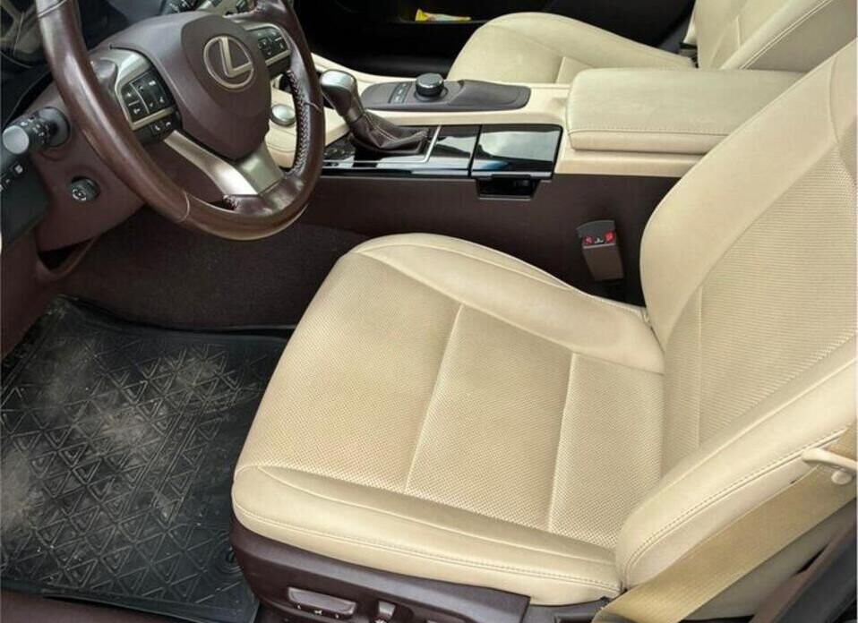 Lexus ES, VI Рестайлинг 200 2.0 AT (150 л.с.)