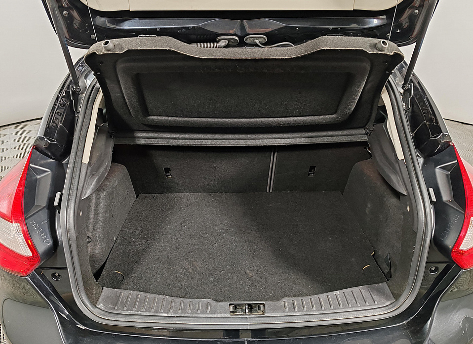 Ford Focus, III 1.6 MT (105 л.с.)