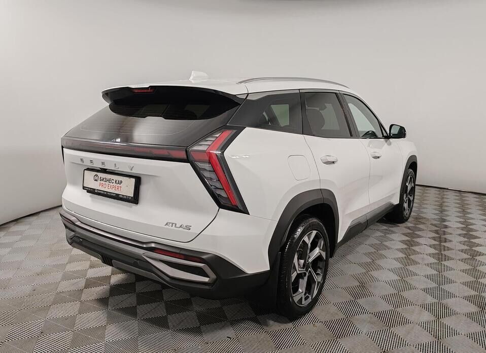 Geely Atlas, II 2.0 AMT (200 л.с.)