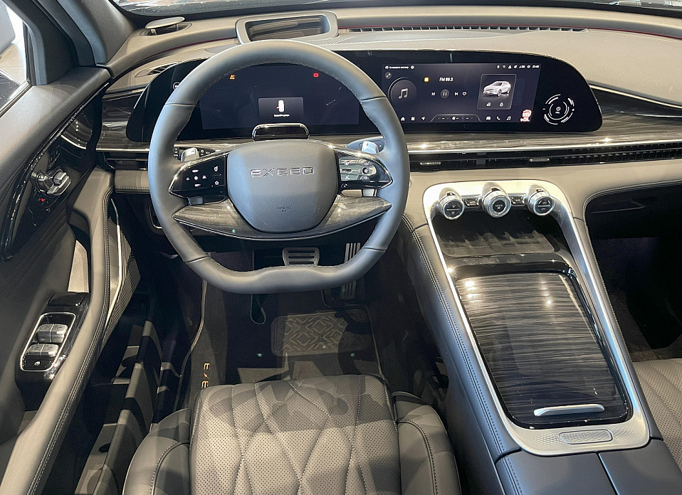 EXEED RX 2.0 AT (249 л.с.) 4WD