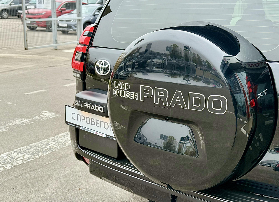 Toyota Land Cruiser Prado, 150 Series Рестайлинг 3 2.8d AT (204 л.с.) 4WD