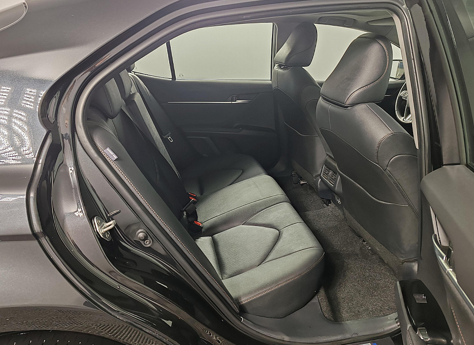 Toyota Camry, VIII (XV70) Рестайлинг 2.5 AT (209 л.с.)