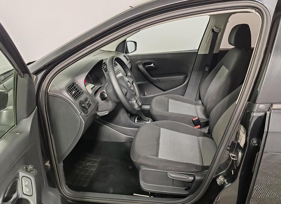 Volkswagen Polo, V 1.6 AT (105 л.с.)