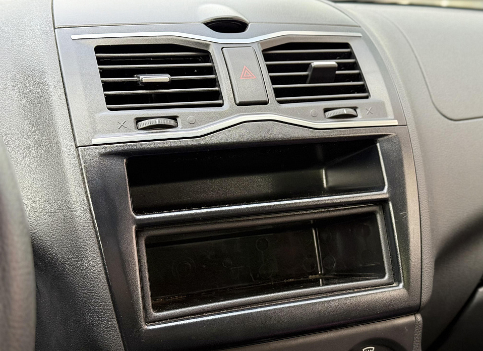 LADA (ВАЗ) Granta, I Рестайлинг 1.6 MT (87 л.с.)