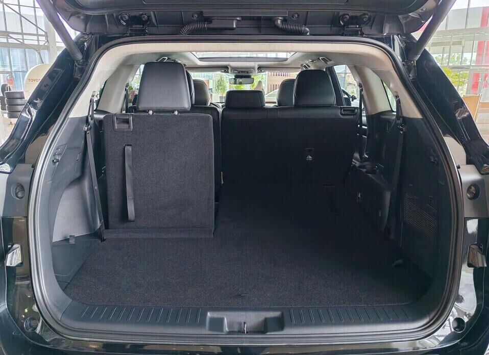 Toyota Highlander 2.0 AT (248 л.с.) 4WD