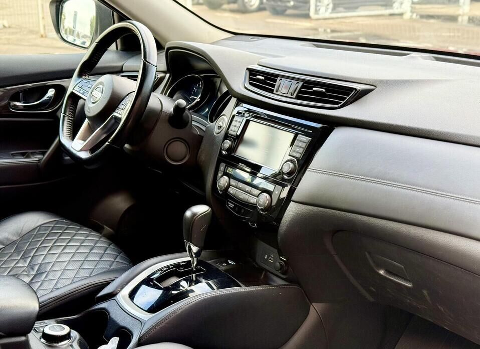 Nissan X-Trail, III Рестайлинг 2.0 CVT (144 л.с.) 4WD