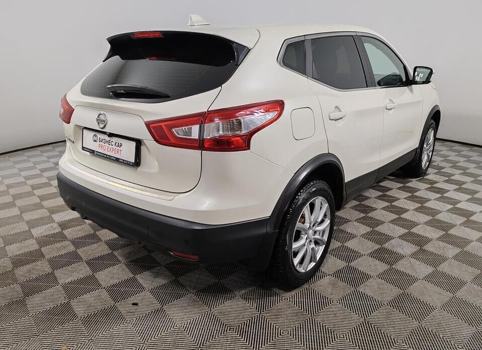 Nissan Qashqai, II 2.0 CVT (144 л.с.) 4WD