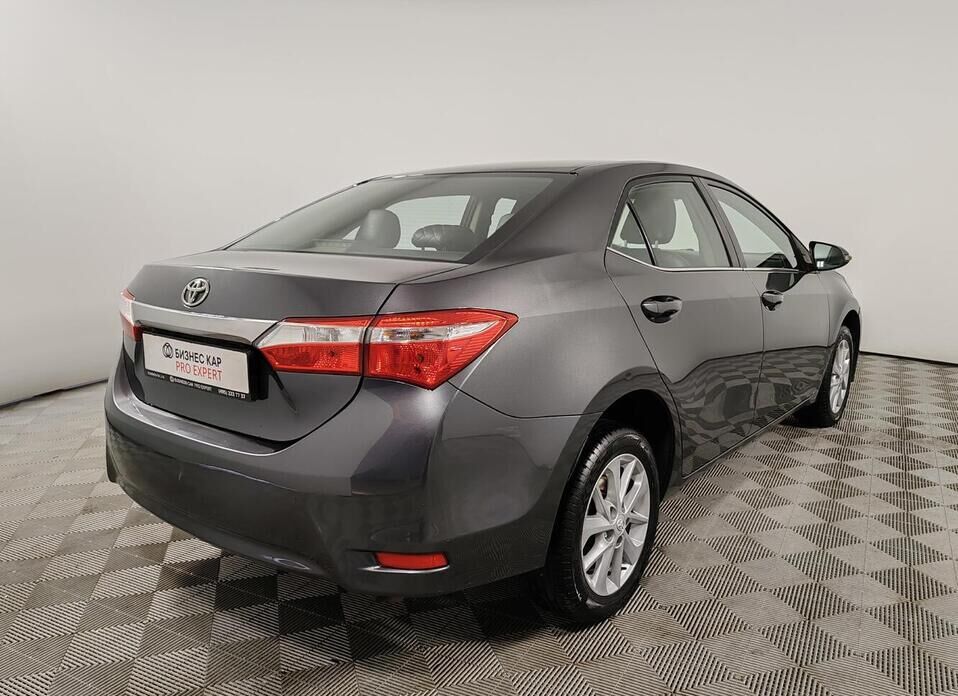 Toyota Corolla 1.6 CVT (122 л.с.)