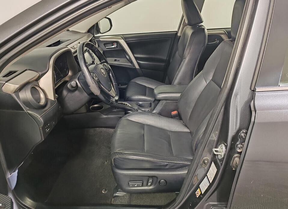 Toyota RAV4, IV (XA40) 2.0 CVT (146 л.с.) 4WD