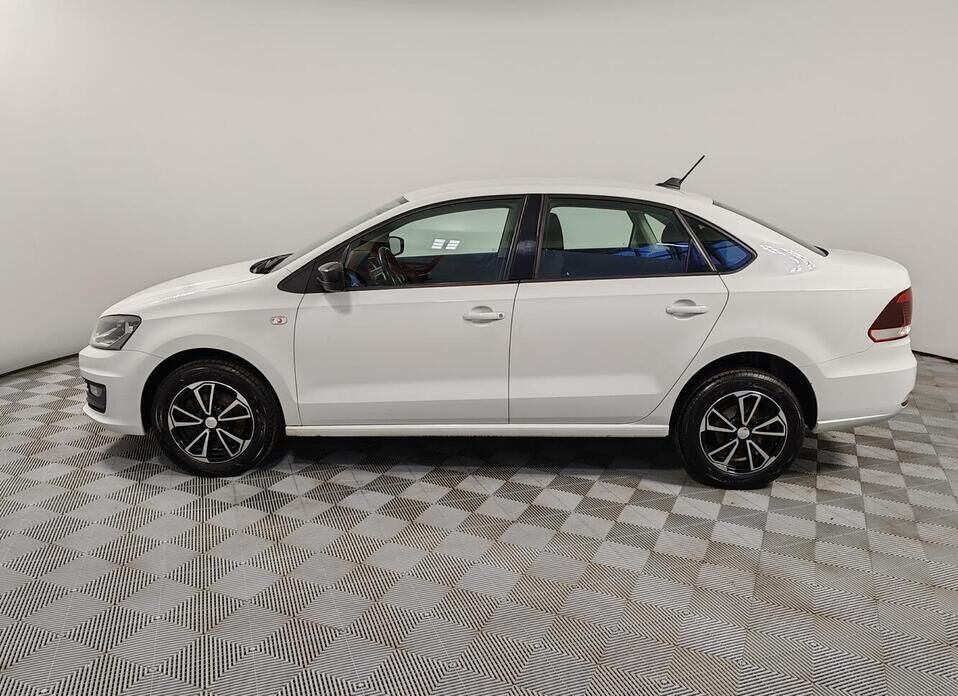 Volkswagen Polo 1.6 MT (110 л.с.)
