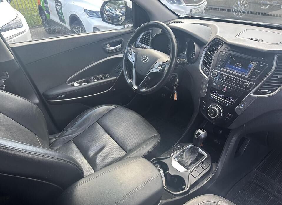 Hyundai Santa Fe 2.2d AT (200 л.с.) 4WD