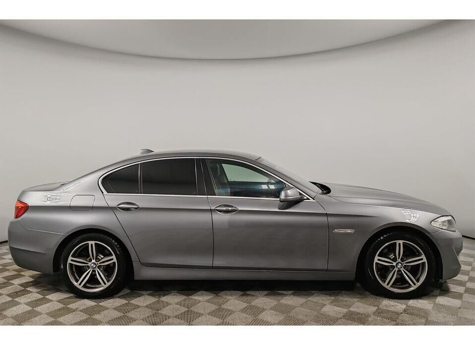 BMW 5 серии, VI (F10/F11/F07) 528i xDrive 2.0 AT (245 л.с.) 4WD