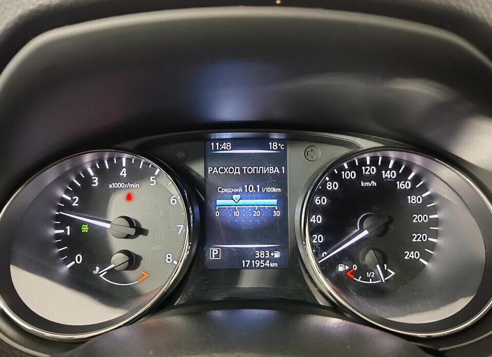 Nissan Qashqai, II 2.0 CVT (144 л.с.) 4WD