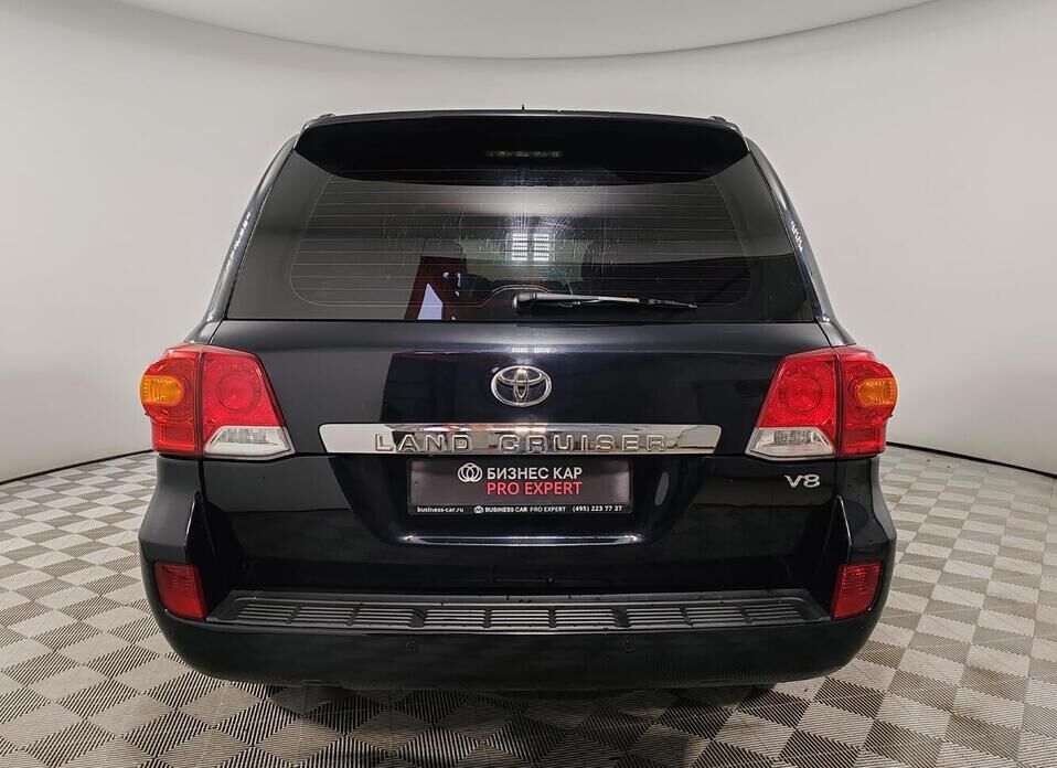 Toyota Land Cruiser, 200 Series Рестайлинг 1 4.5d AT (235 л.с.) 4WD