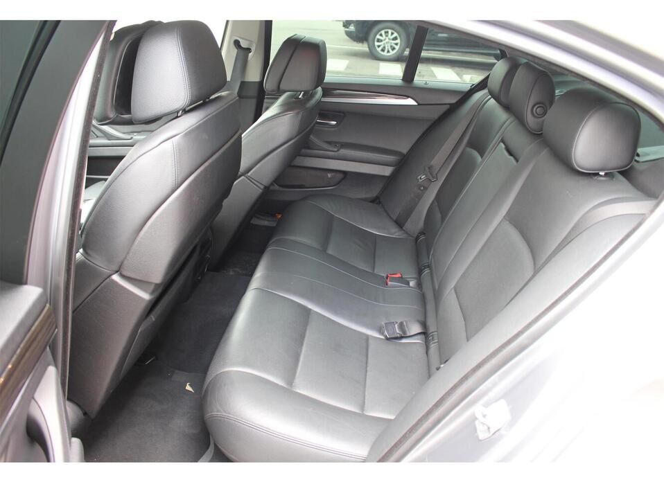 BMW 5 серии, VI (F10/F11/F07) 528i xDrive 2.0 AT (245 л.с.) 4WD