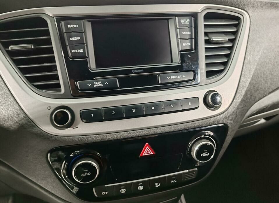 Hyundai Solaris 1.6 AT (123 л.с.)