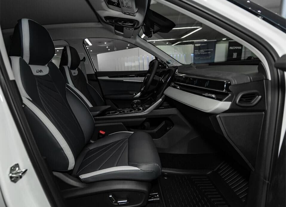 Geely Atlas, II 2.0 AMT (200 л.с.)