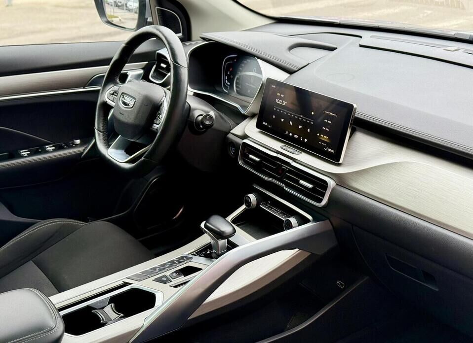 Geely Coolray, I 1.5 AMT (150 л.с.)