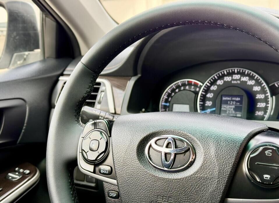 Toyota Camry, VII (XV50) 2.0 AT (148 л.с.)