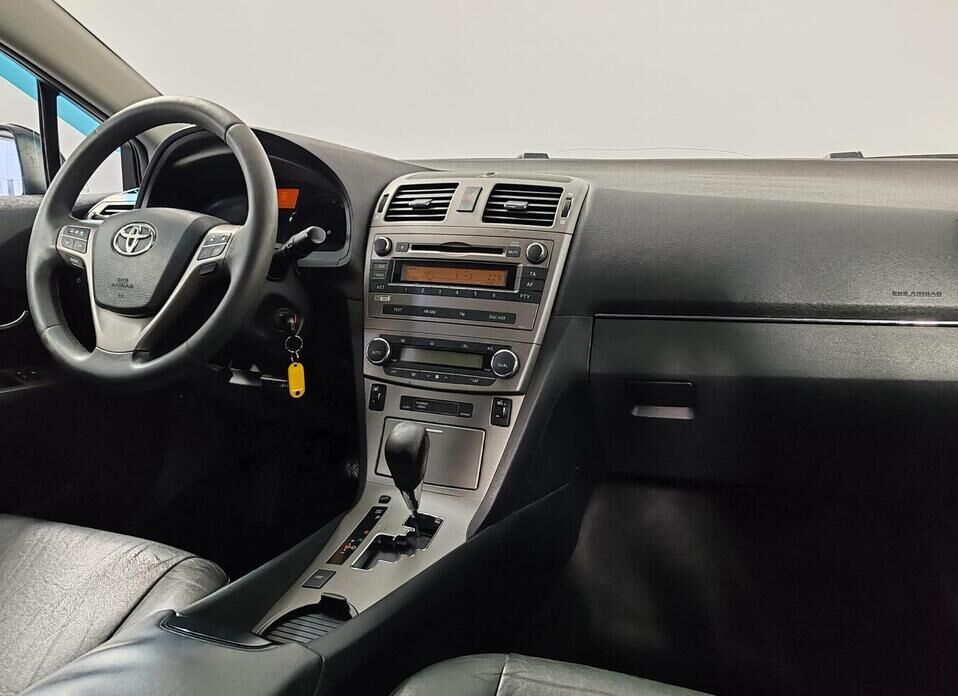 Toyota Avensis, III 1.8 CVT (147 л.с.)