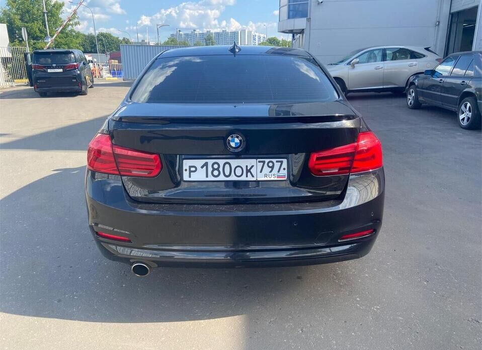 BMW 3 серии 318i 1.5 AT (136 л.с.)