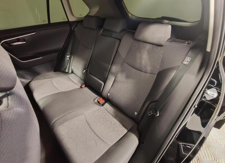 Toyota RAV4, V (XA50) 2.5 AT (199 л.с.) 4WD