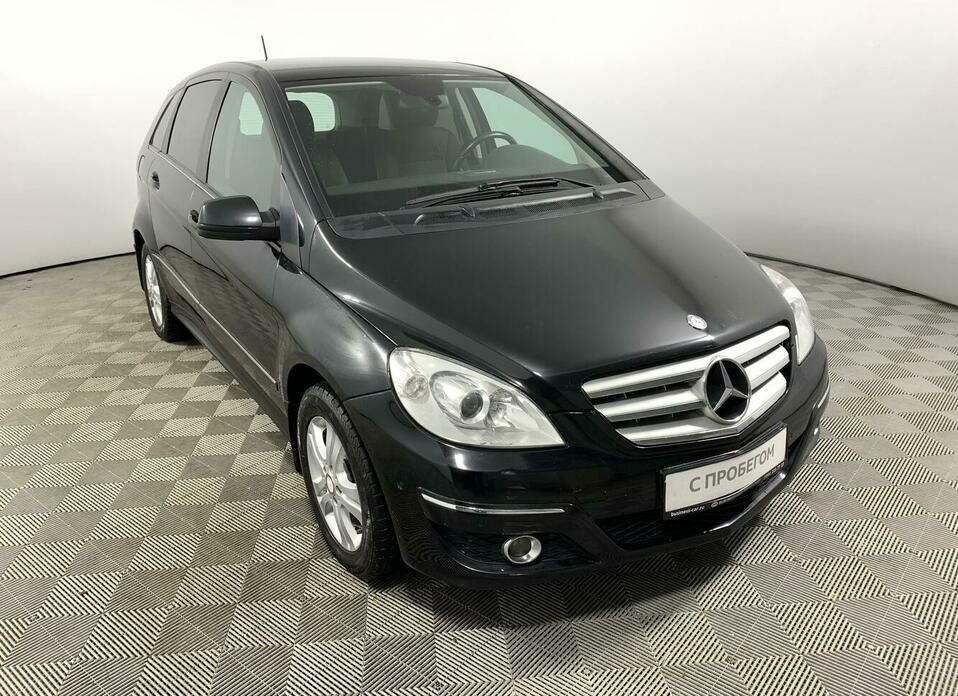 Mercedes-Benz B-Класс 200 2.0 CVT (136 л.с.)