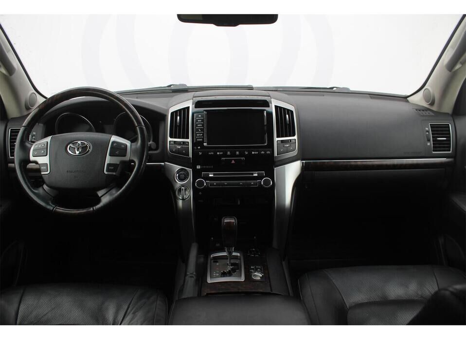 Toyota Land Cruiser, 200 Series Рестайлинг 1 4.5d AT (235 л.с.) 4WD