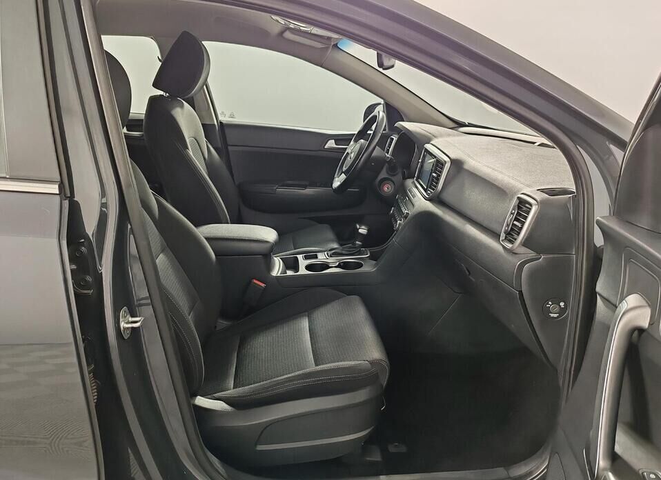 Kia Sportage, IV Рестайлинг 2.0 AT (150 л.с.) 4WD