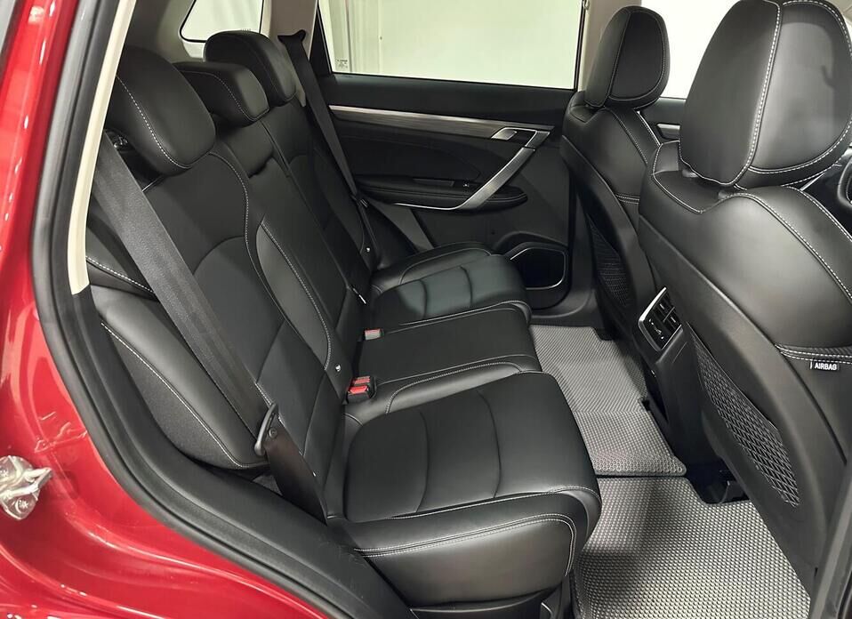 Geely Atlas Pro 1.5 AT (150 л.с.)