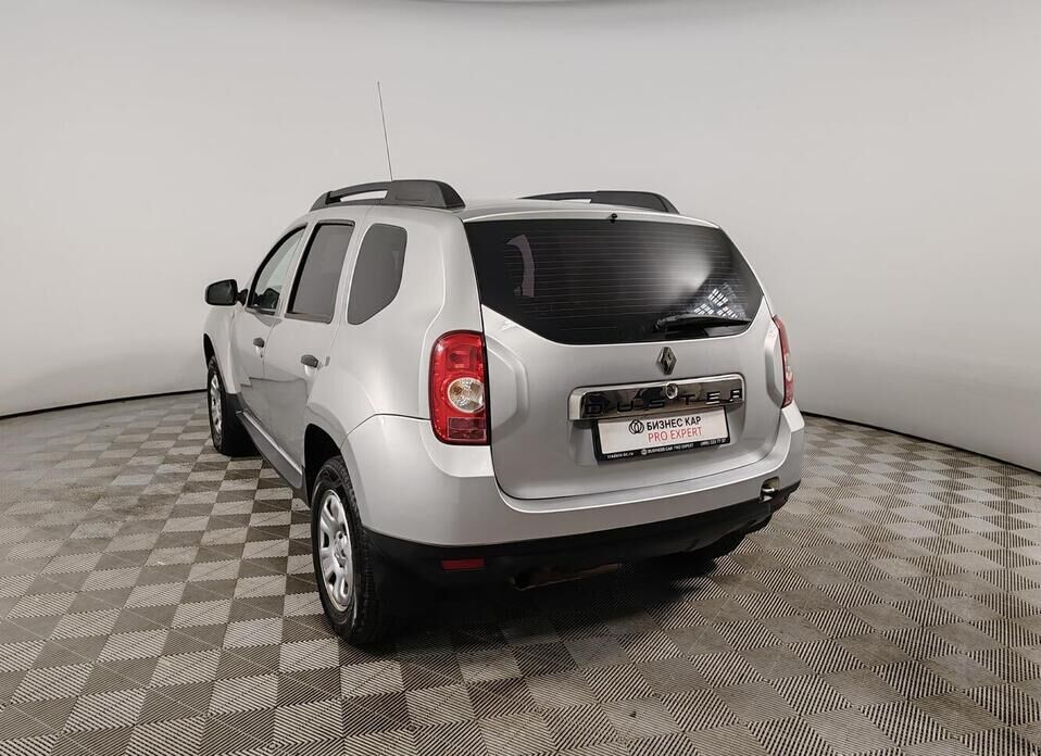 Renault Duster, I 1.6 MT (102 л.с.) 4WD