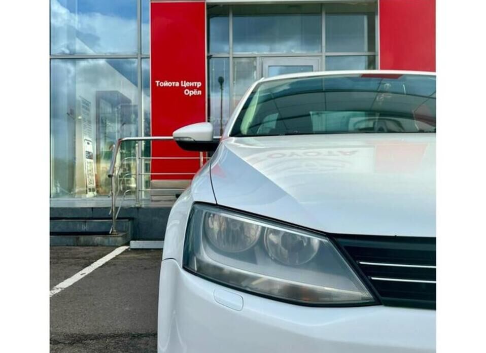 Volkswagen Jetta, VI 1.4 MT (122 л.с.)