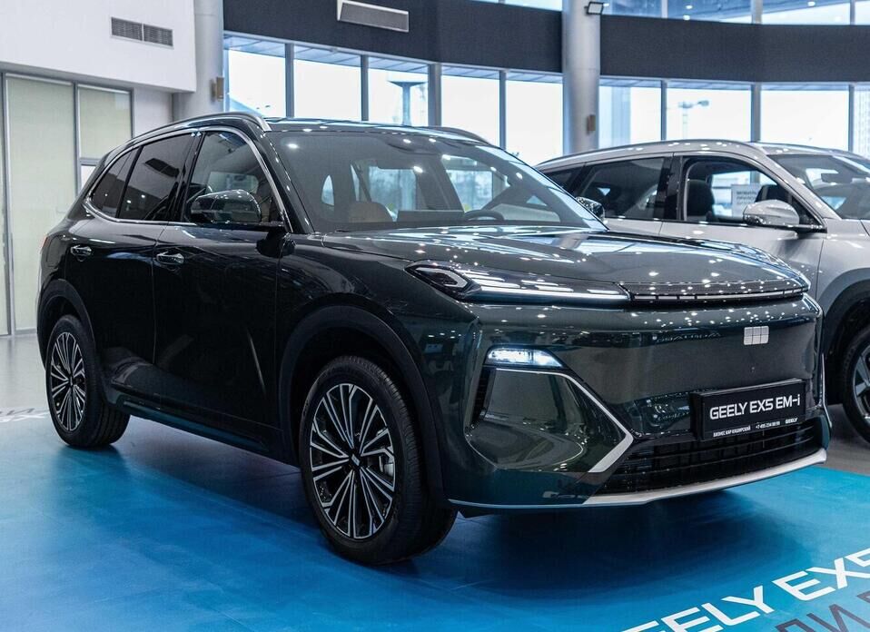 Geely EX5 EM-i 1.5hyb AT (167 л.с.)