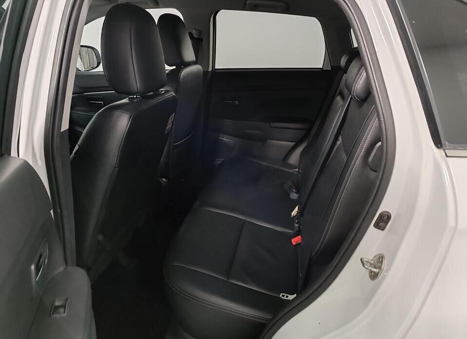 Mitsubishi ASX 1.8 CVT (140 л.с.)