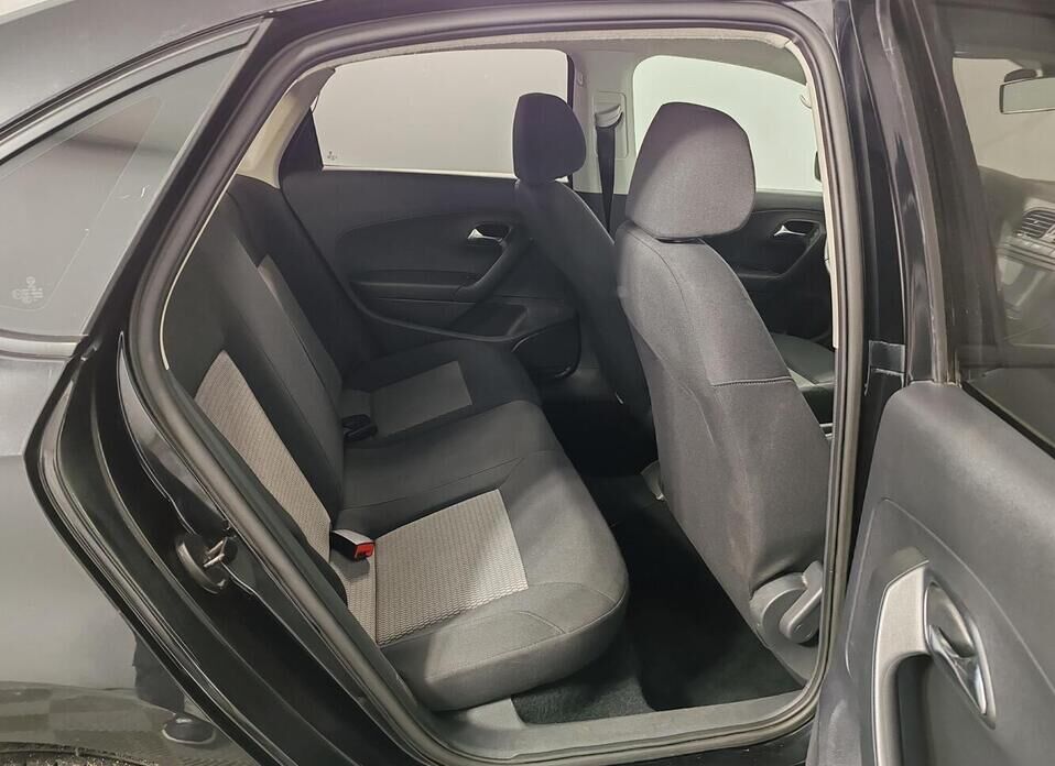 Volkswagen Polo, V 1.6 AT (105 л.с.)