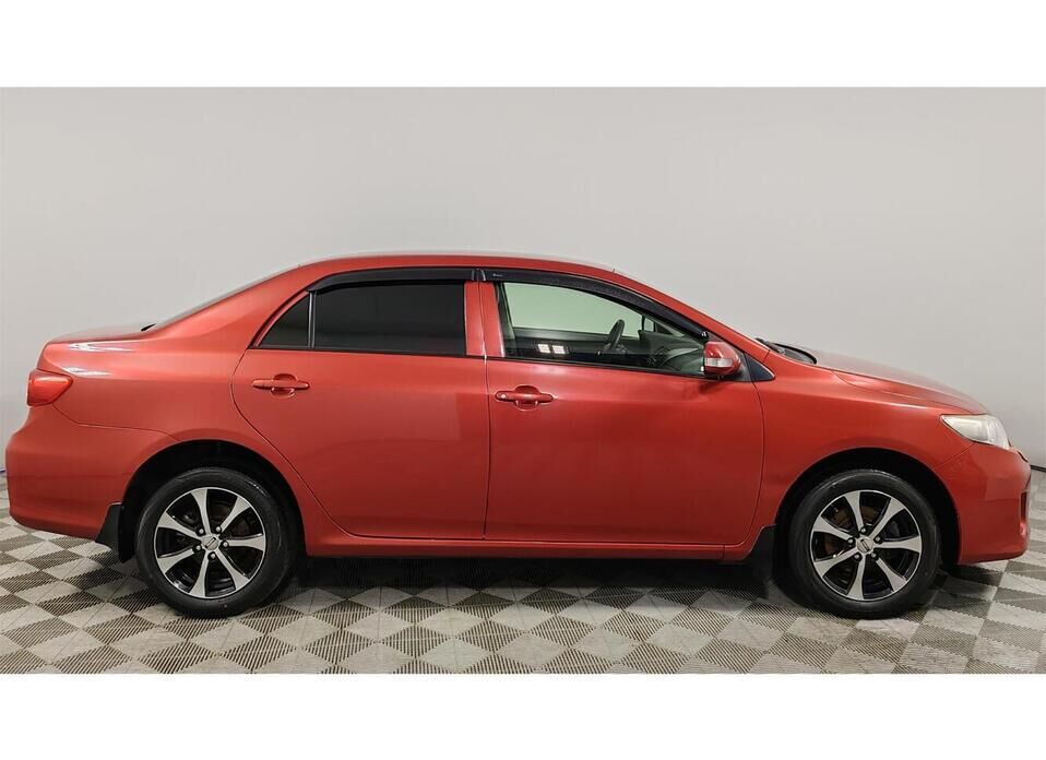 Toyota Corolla, X (E140, E150) Рестайлинг 1.6 MT (124 л.с.)