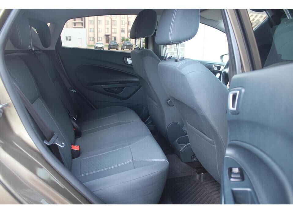 Ford Fiesta 1.4 AT (96 л.с.)