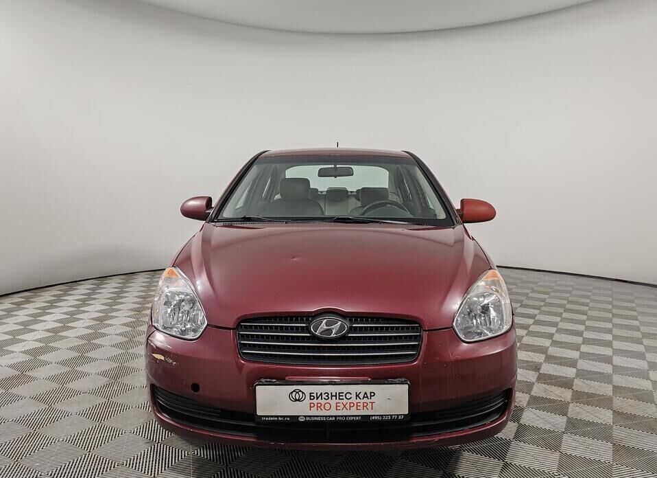 Hyundai Verna, II 1.4 AT (97 л.с.)
