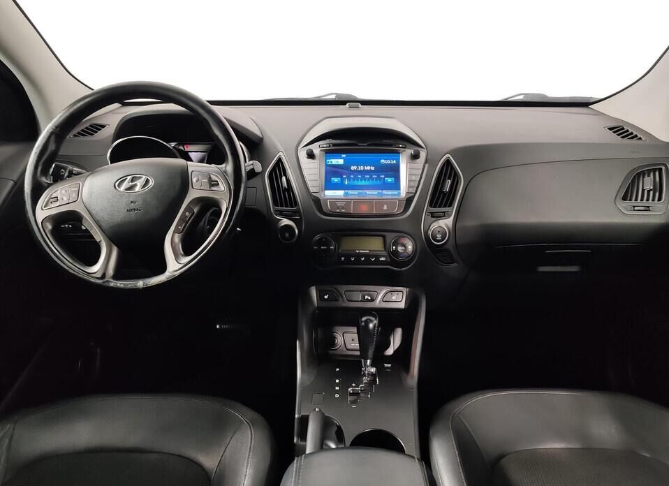 Hyundai ix35, I Рестайлинг 2.0 AT (150 л.с.)