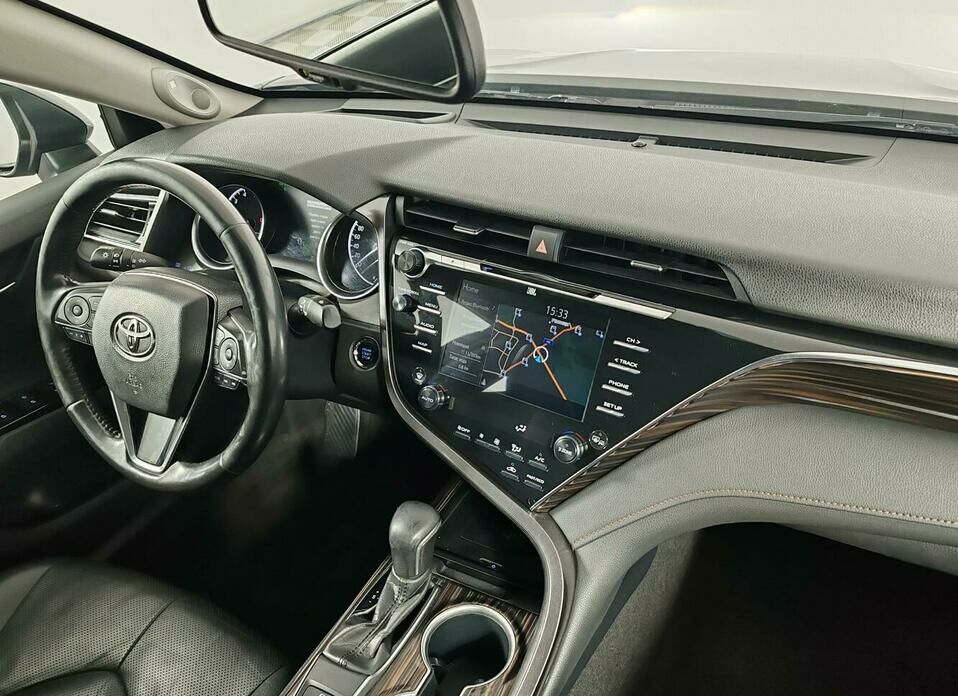 Toyota Camry 3.5 AT (249 л.с.)