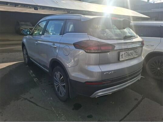 Geely Atlas Pro, 2022&nbsp;г., 65&nbsp;323&nbsp;км