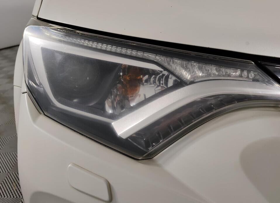 Toyota RAV4, IV (CA40) Рестайлинг 2.0 CVT (146 л.с.) 4WD