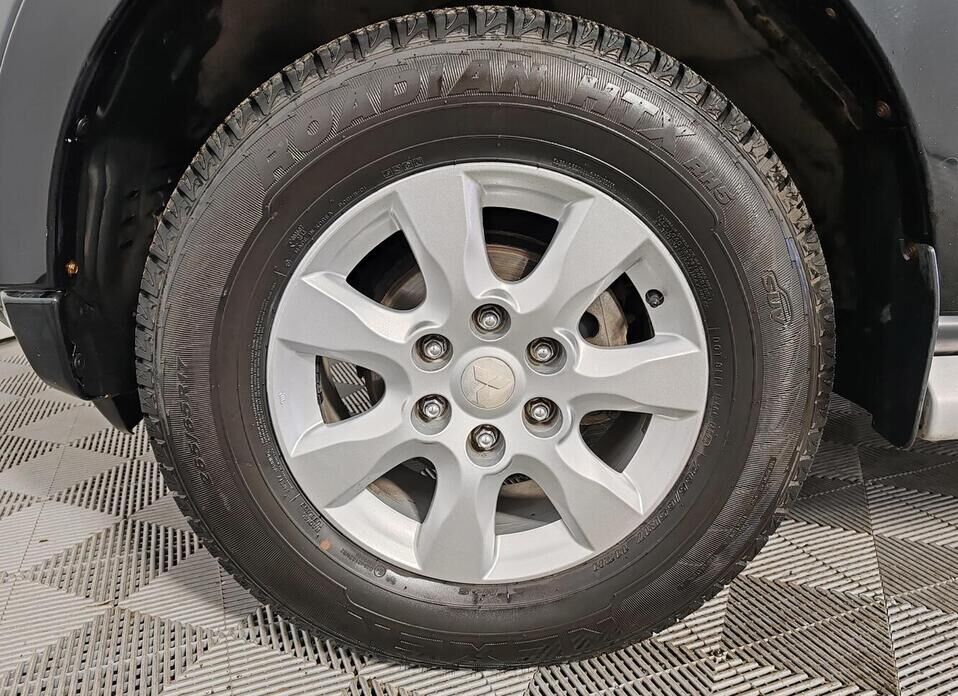 Mitsubishi Pajero, IV Рестайлинг 2 3.0 AT (178 л.с.) 4WD