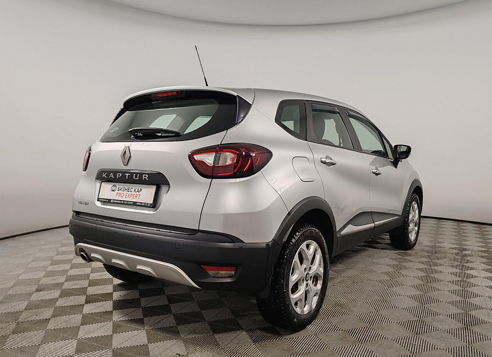 Renault Kaptur, I 1.6 CVT (114 л.с.)