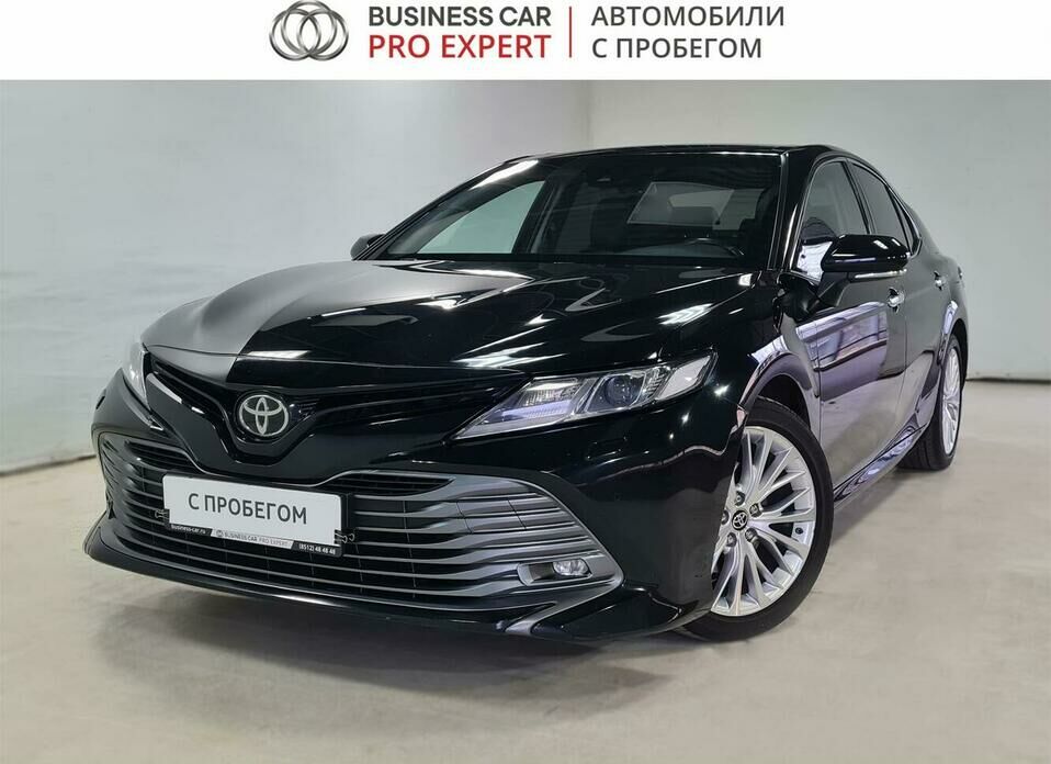 Toyota Camry 2.5 AT (181 л.с.)