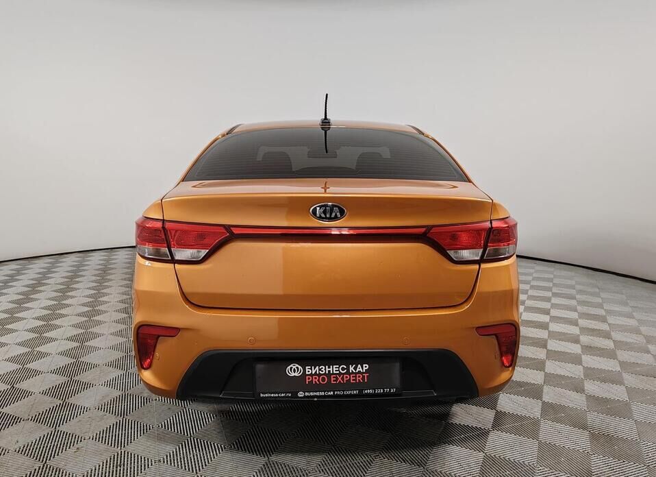 Kia Rio, IV 1.6 AT (123 л.с.)