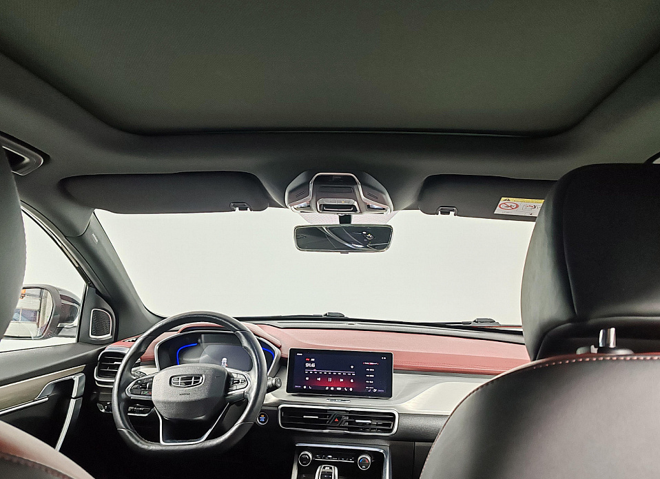 Geely Coolray, I 1.5 AMT (150 л.с.)