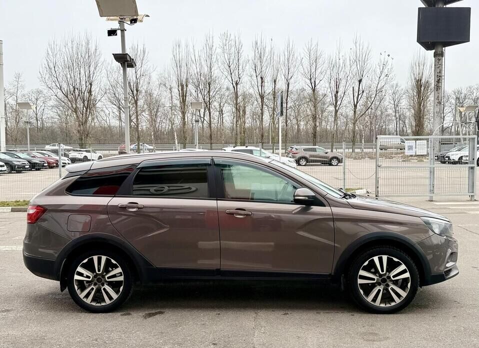 LADA (ВАЗ) Vesta, I SW Cross 1.6 MT (106 л.с.)